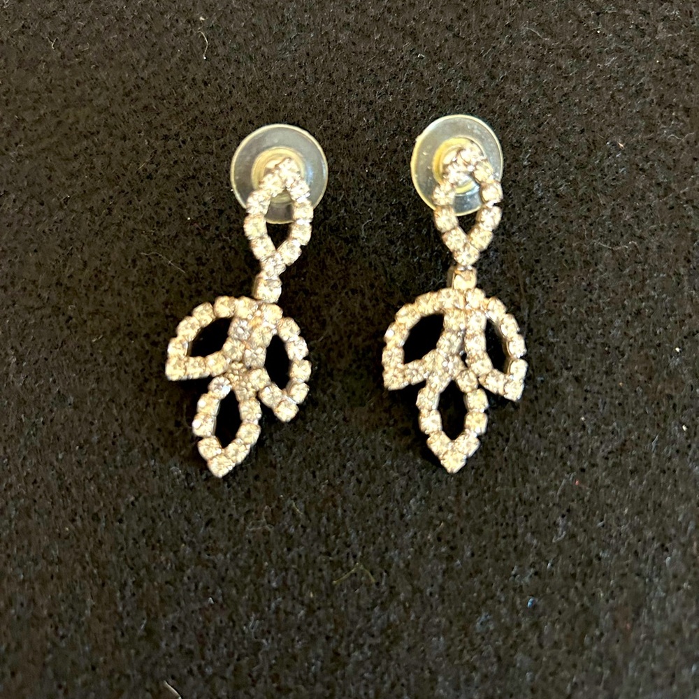 Timeless, classic rhinestone, special occasion drop earring